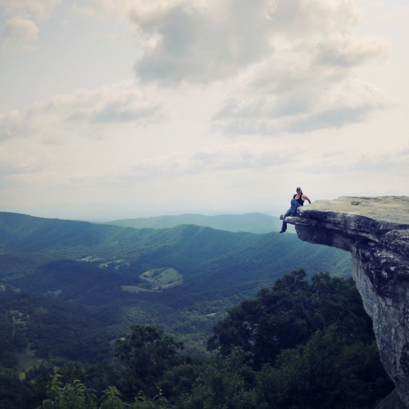 Meet Your Posher, Jen! :-) - Picture 2 of 3